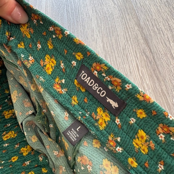 Toad & Co Sun Kissed High Waist Pull On Floral Shorts - Picture 3 of 7